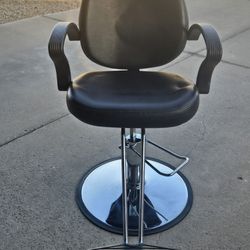 Barber Chair & Table