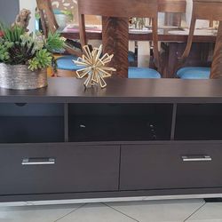 TV stand