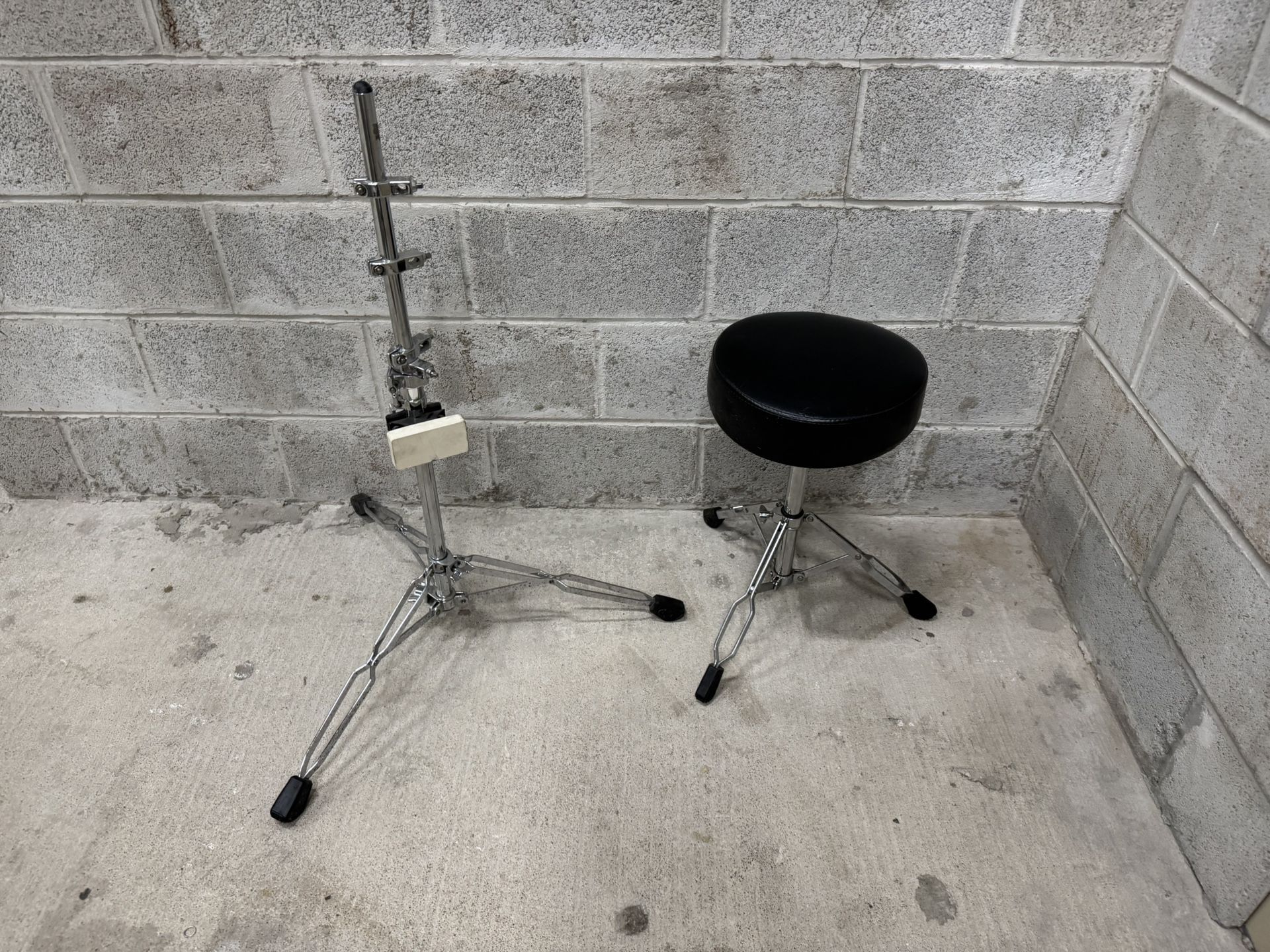 Practice Go Anywhere Kit Drum Practice Pad Kit and Folding Swivel Padded Seat Stool both 30$ cash
