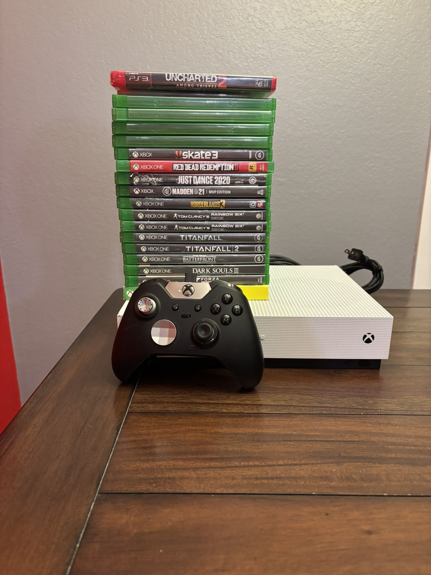 Xbox One S Bundle 1TB
