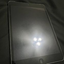 Apple iPad Mini 2 