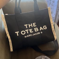 Marc Jacobs The Tote 