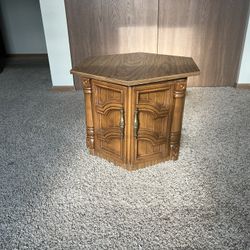 Wood End Table 