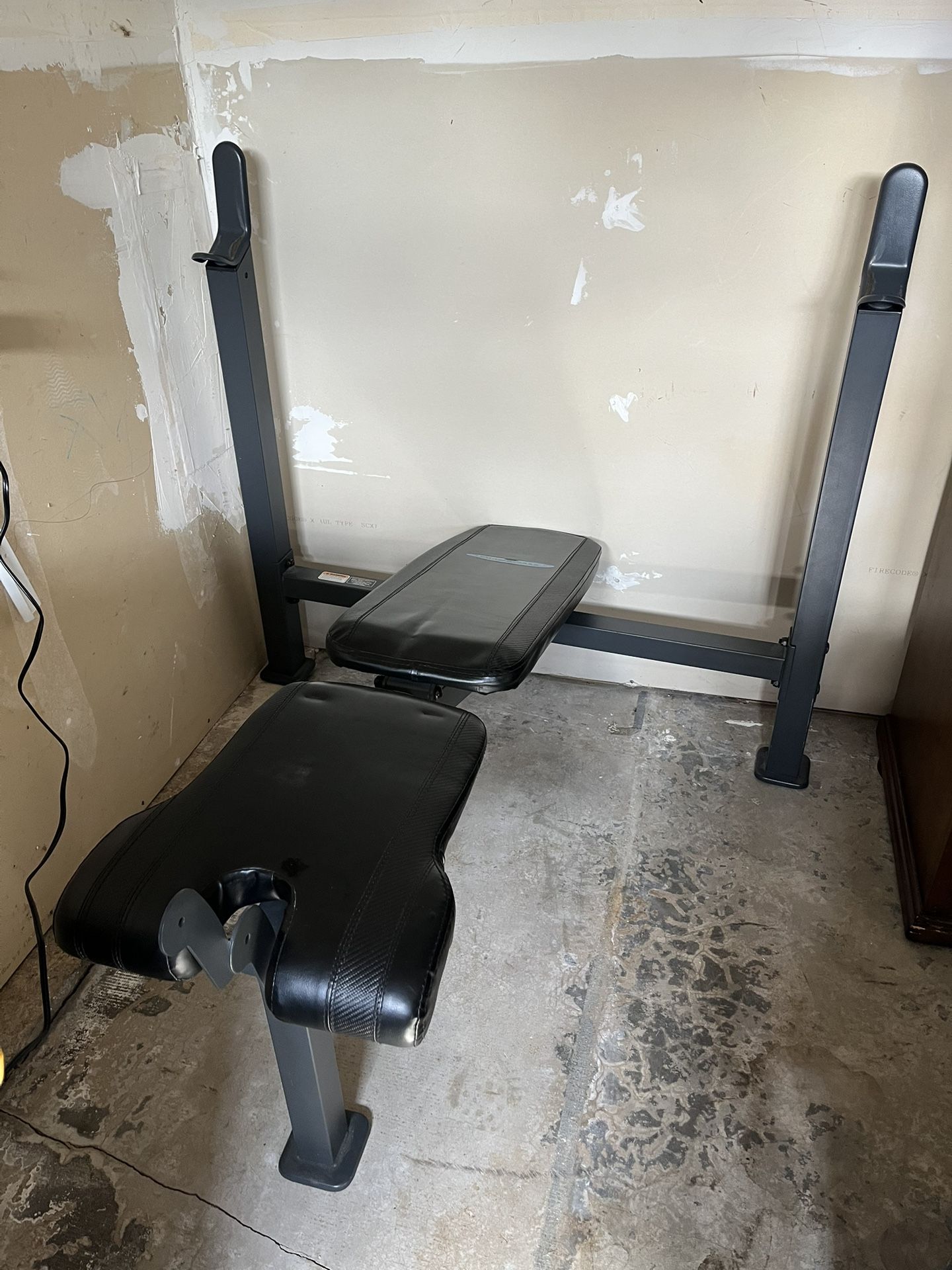 Gym Weight Bench