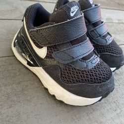 Toddler Nike Shoes Size 5c 