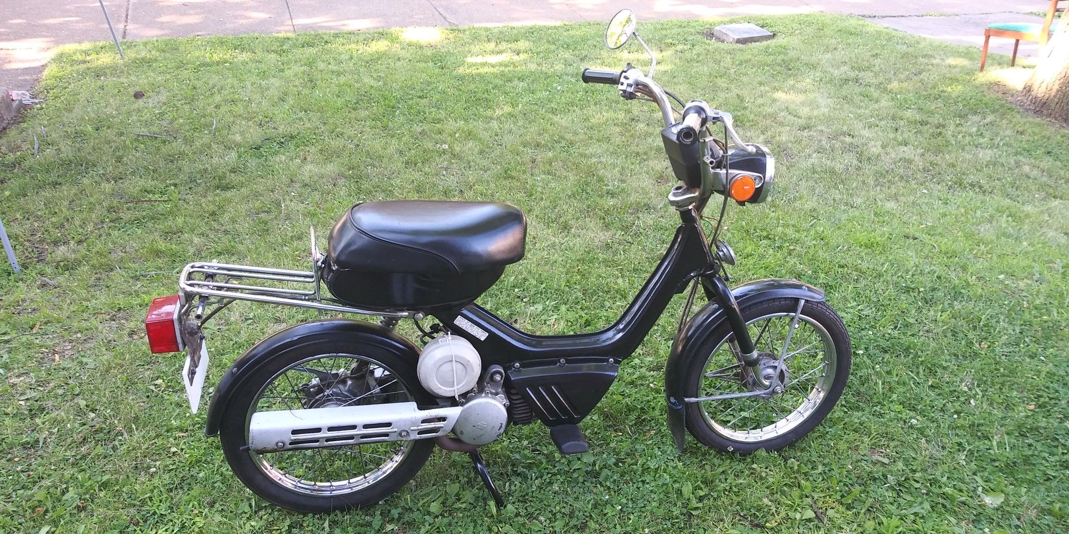 All black 1984 Sazuki 50 cc moped scooter bike for sale