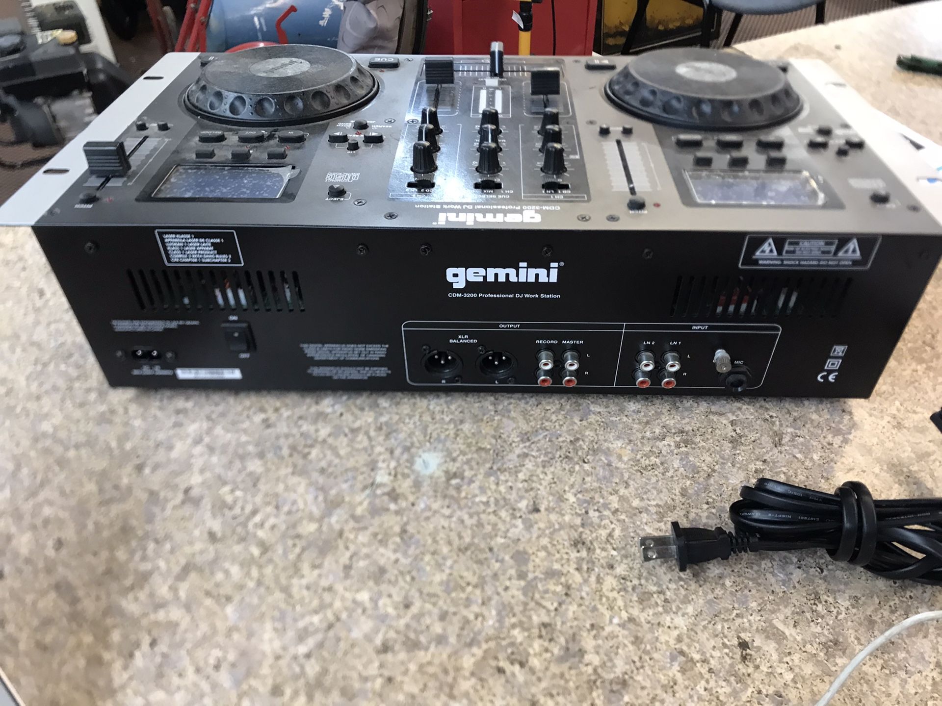 gemini CDM-3200 DJワークステーション Gemini CDM-3200 Dual CD Mixing Console CDM-3200 B&H Photo Video
