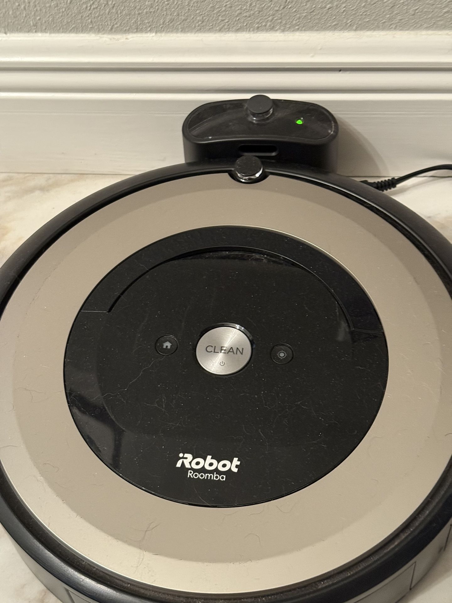 iRobot Roomba Vacuum good condition sale $50
