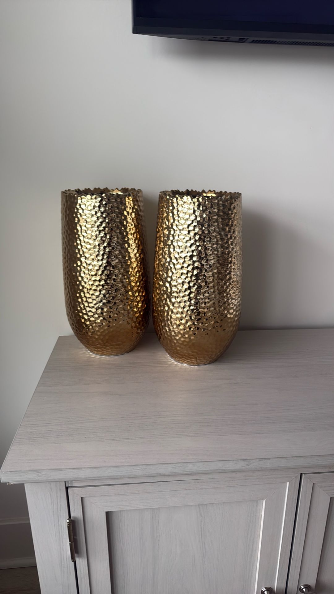 2 Gold Vases