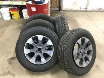 JL Jeep Wrangler OEM Wheels & Bridgestone Tires – Like New (8050 miles)