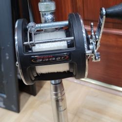 Penn 330GT Convenional Fishing Reel w/ 6'6 Deep Sea Boat Rod