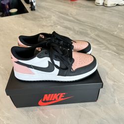 Nike Jordan 1 Low Size 6Y - Bleached Coral