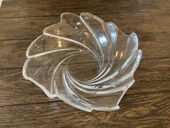 Clear Glass Swirl Decorative Bowl
