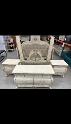 Michael Amini AICO Lavelle Blanc 4-piece bedroom set