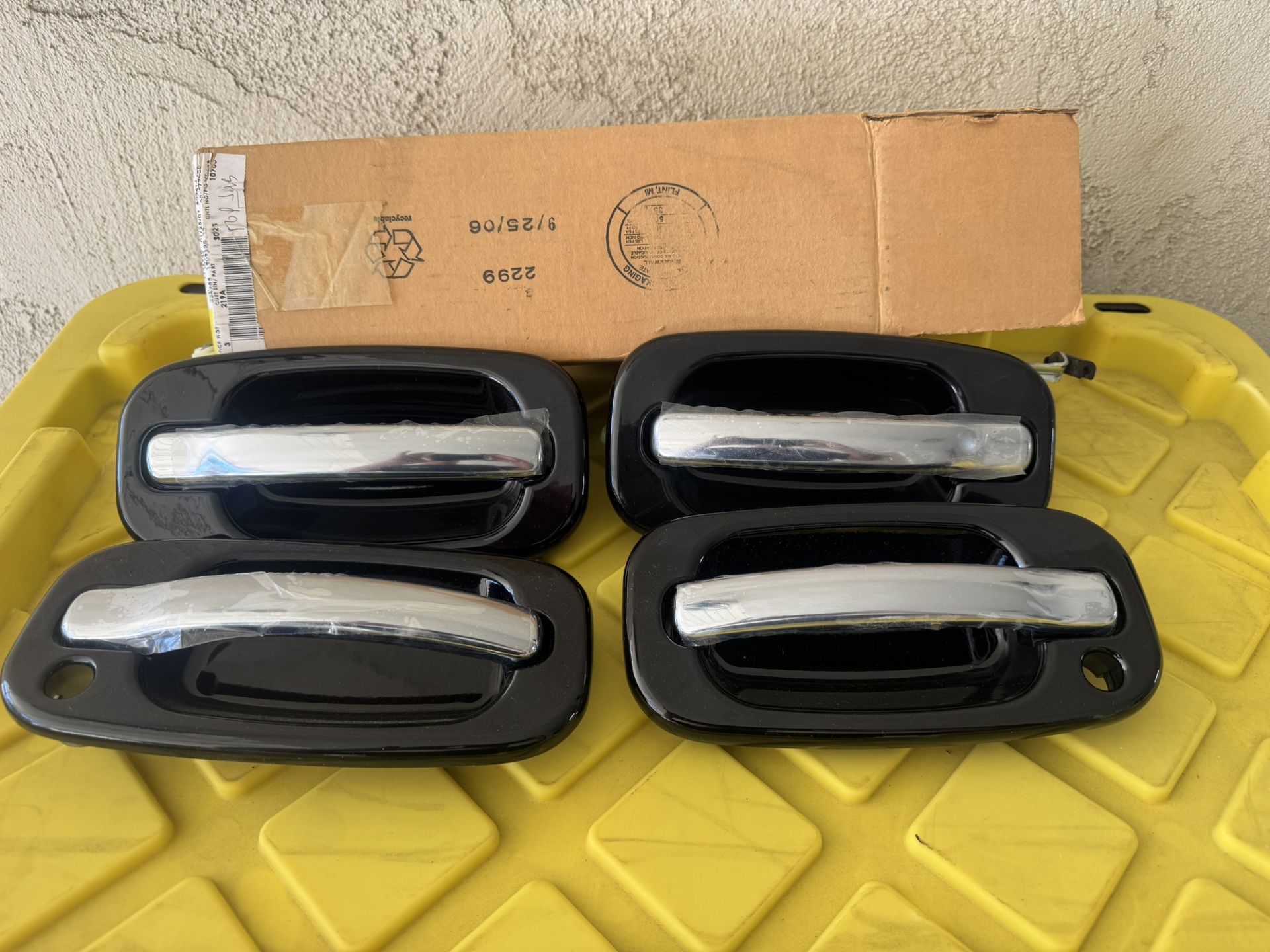 1999 - 2006 Original GM Door Handles 