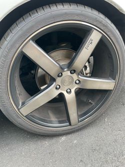 Niche 20" 5-Spoke Wheel with Tire