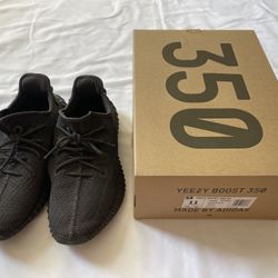 Adidas Yeezy Boost 350 V2 Sneakers Shoes Footwear FU9006 Low Top Black Men Sz 11