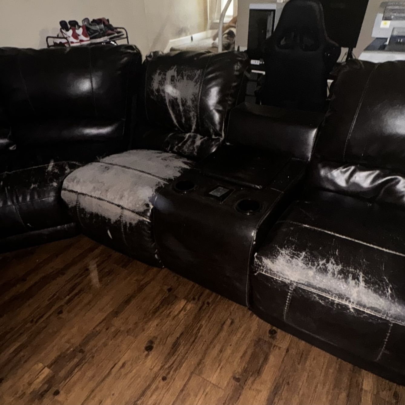 Free Sectional Couch And Recliner