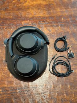Sony WH-1000XM4 Headphones