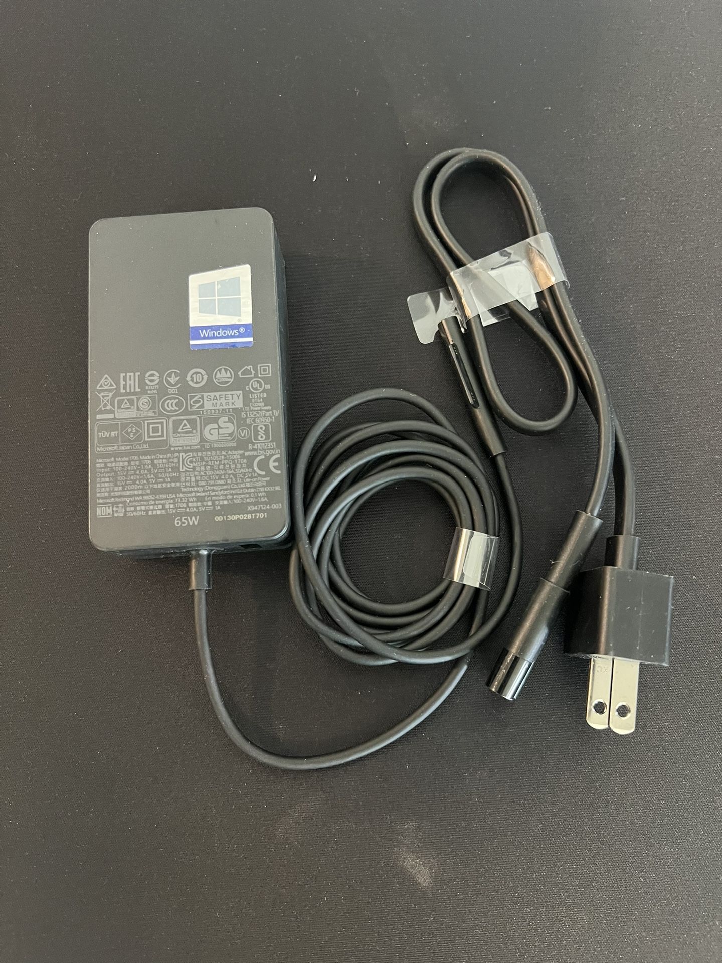 Microsoft Surface 65 Watt Charger