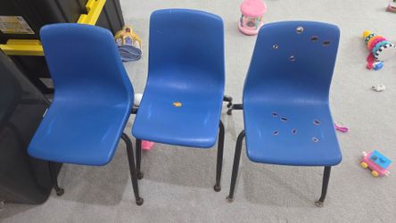 Blue Plastic Kids Chairs Set of 3