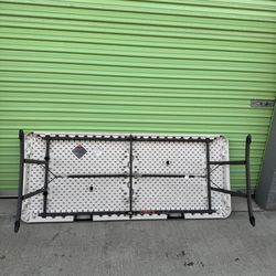 6ft Lifetime Folding Table