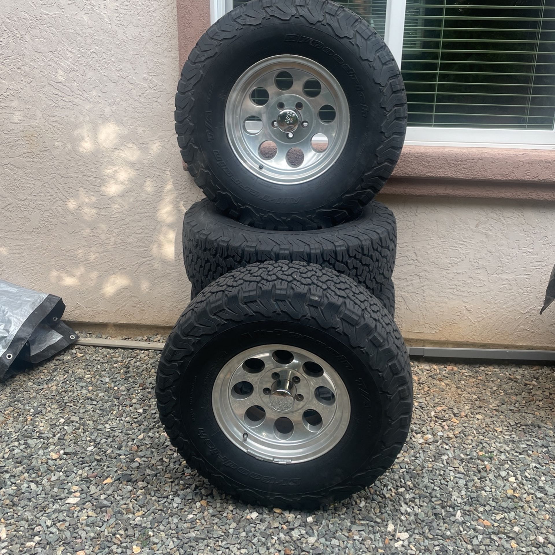 BF Goodrich All Terrain Tires Usedlike New 1050.00 OBO for Sale in