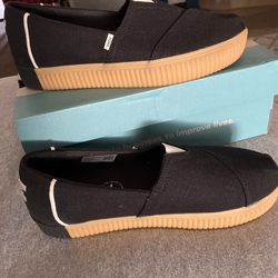Black Toms