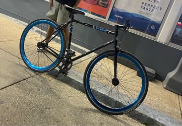 Lager 55’’ fixie bike (Thick Slicks)