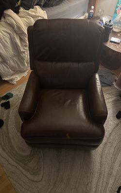 Like New Recliner
