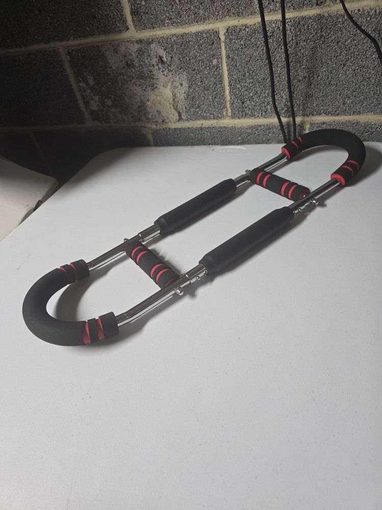 Saker Twister Arm Trainer – Brand New