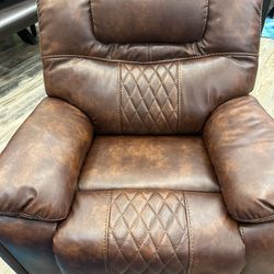 $299 Recliners On Sale Now