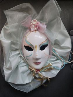 Mardi Gras Mask Decoration 