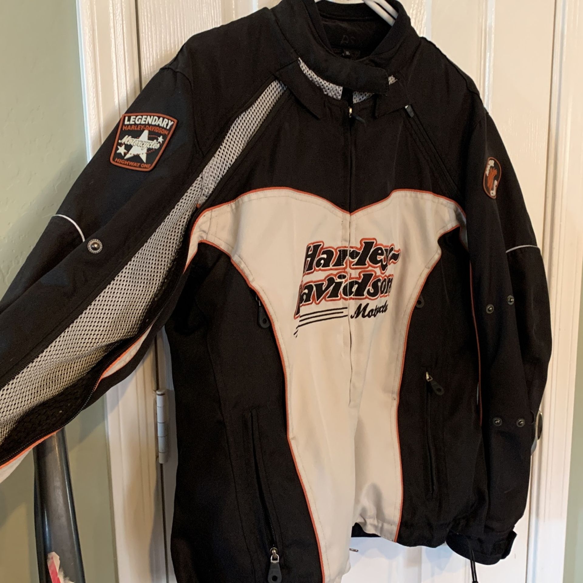 Harley Davidson Jacket for Sale in Waddell, AZ - OfferUp