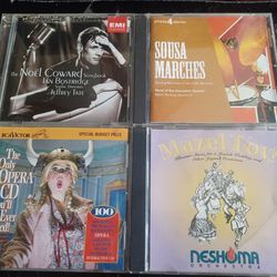 CDS 💿 LOT OF 4 DISCS $5 FINAL PRICE READ DESCRIPTION AND SEE ALL PICTURES