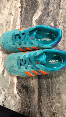 Adidas toddler shoes gazelle 8c
