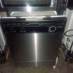 Whirlpool Dishwasher 