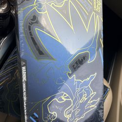 Pokémon mega charizard ex ultra premium collection