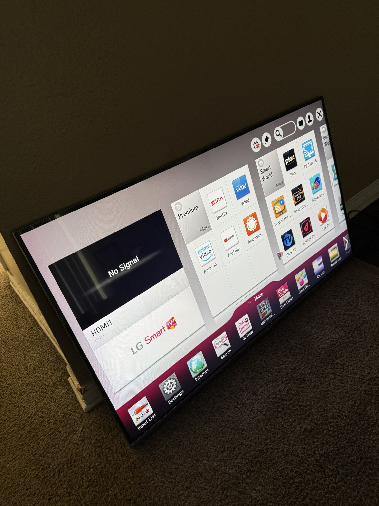 55” LG SMART TV