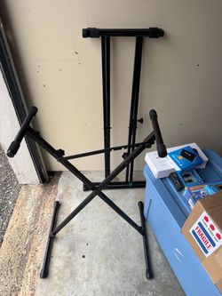 X-Style Keyboard Stand