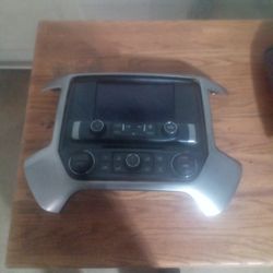 2018 Silverado Z71  Touchscreen Wifi  