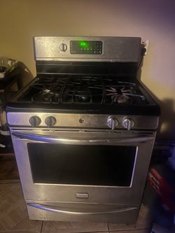 Gas stove and oven