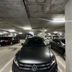 2012 Volkswagen Tiguan