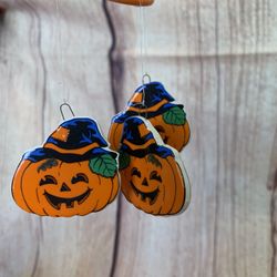 VINTAGE RUSS BERRIE MINI PUMPKIN TRIO HALLOWEEN WIND CHIMES