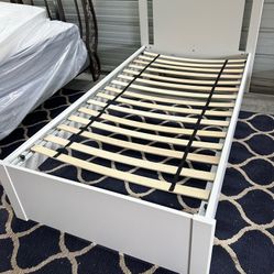 White Twin Platform Bed Frame