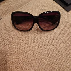 Used Dark Brown Prafa Glasses