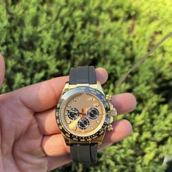 Gold Men’s Watch 