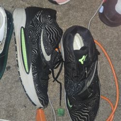 Nike  Black Lime Glow 