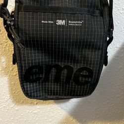 Supreme Shoulder Bag 3M