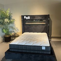 Black Queen Bed